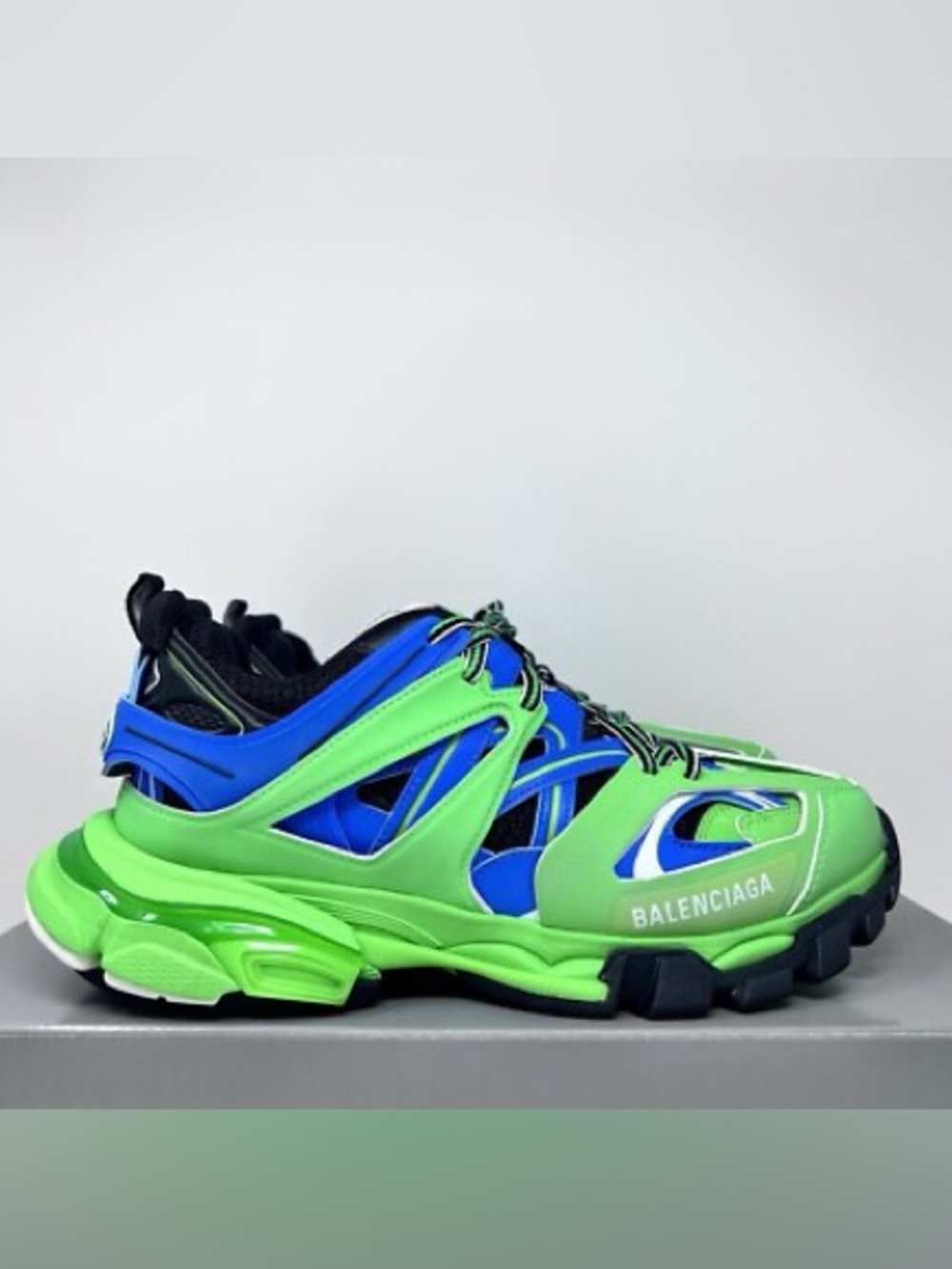 Balenciaga Men’s Sneaker in Neon Green & Electric Blue
